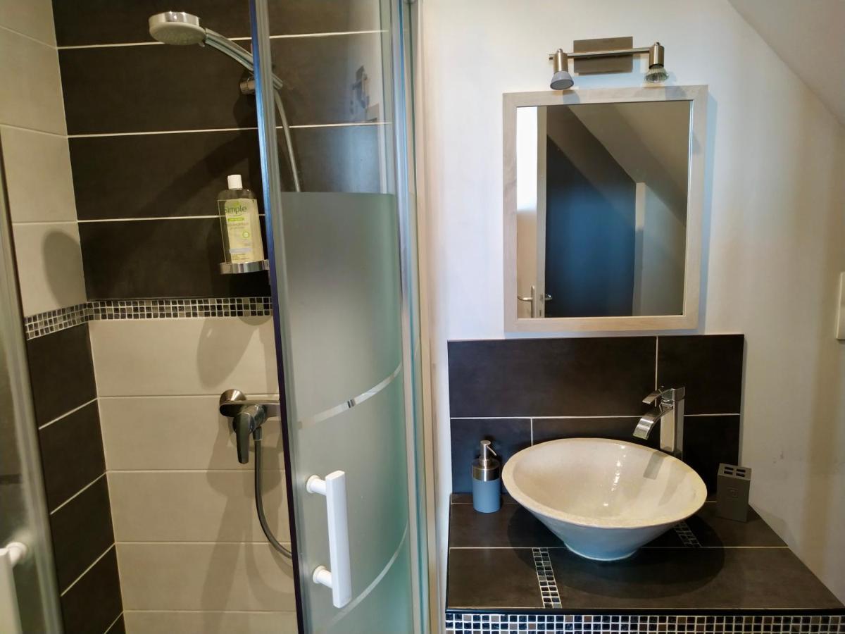 Le Gite Du Tresor Apartment Монтрои-Беле Екстериор снимка
